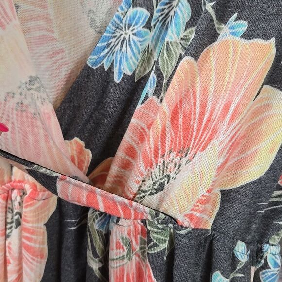 Oddi NWT Gray Floral Jersey Knit Dress Surplice Kimono Sleeve Soft Comfy Casual - Picture 10 of 15